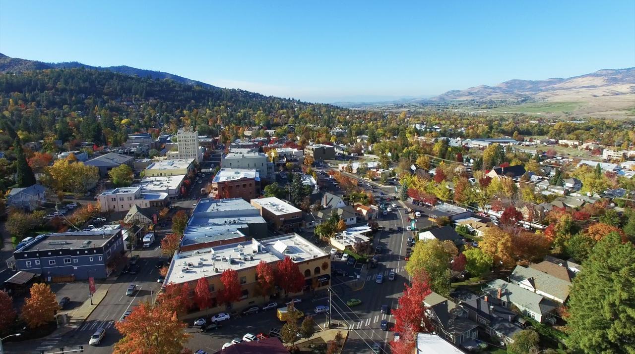 Columbia Hotel Ashland Eksteriør bilde